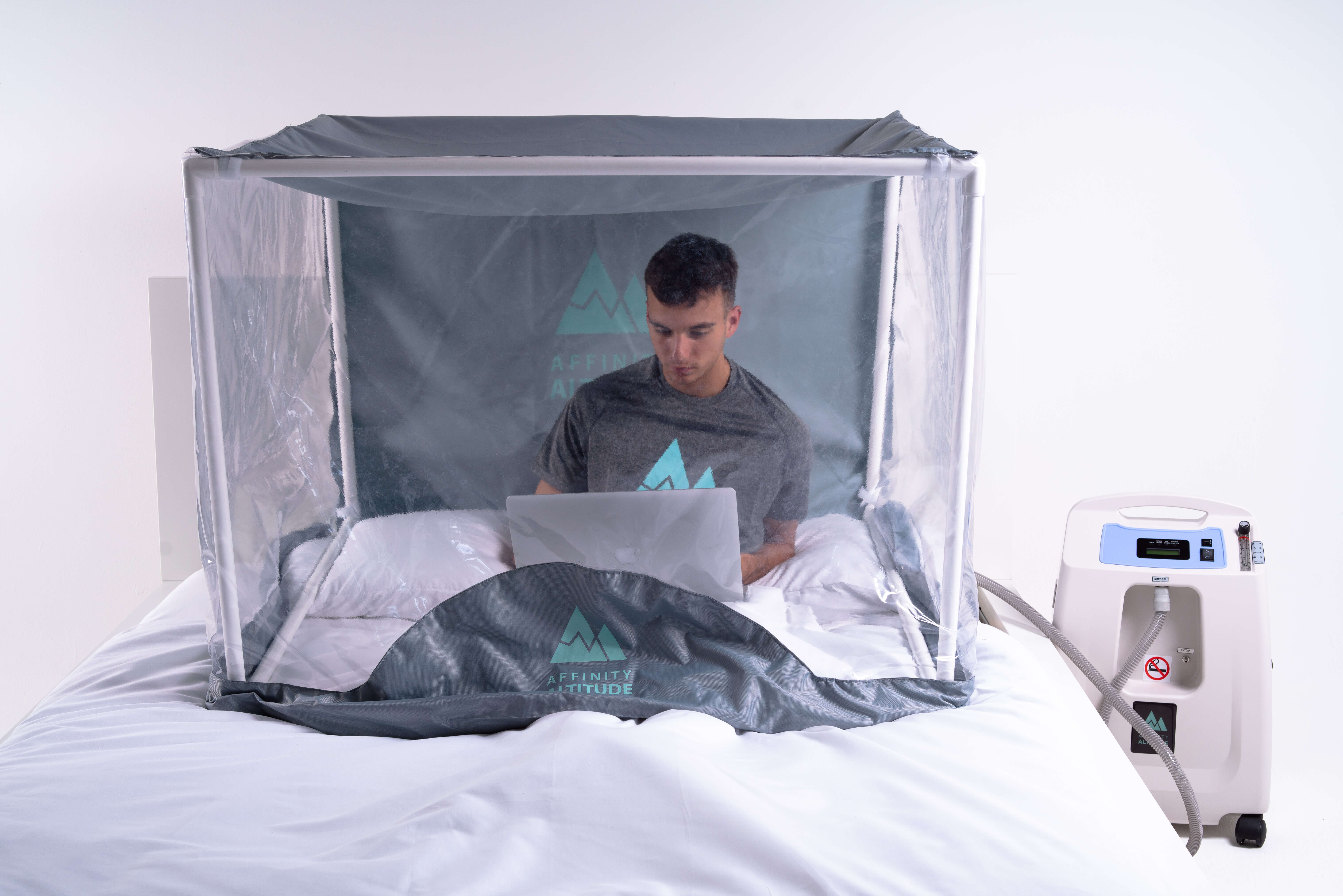 Syndicaat voorbeeld Monarch Affinity Altitude Tents: Sleep, Train and Recover at Altitude